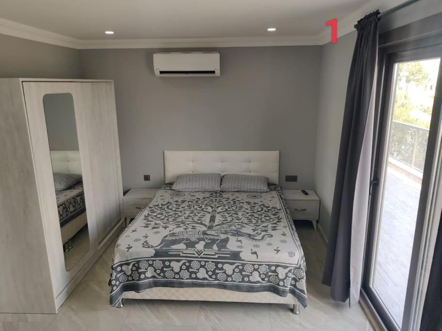 villa blue palast