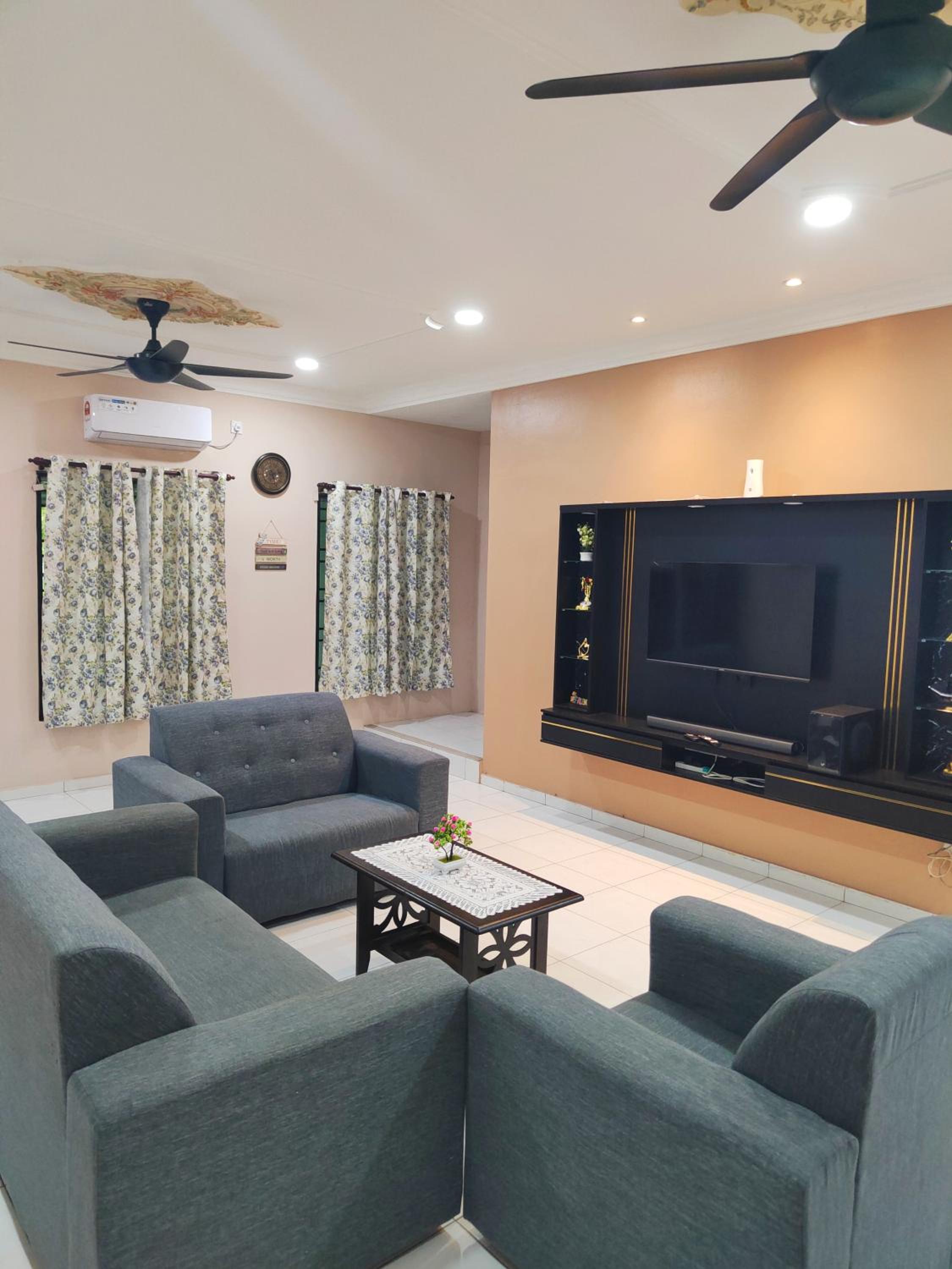 Raj's Residency photo 4