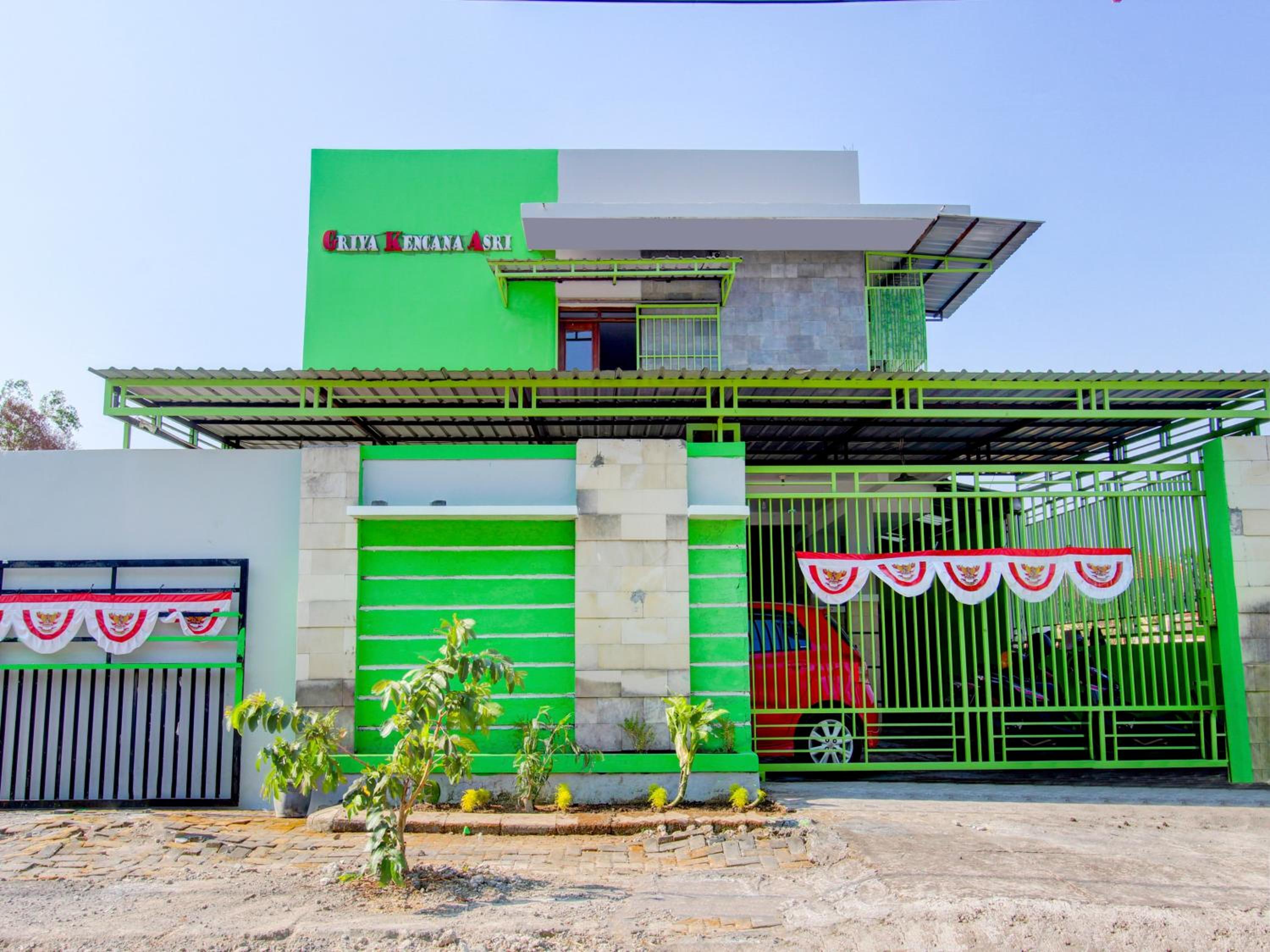 RedDoorz near Tugu Kartasura 2 view 2