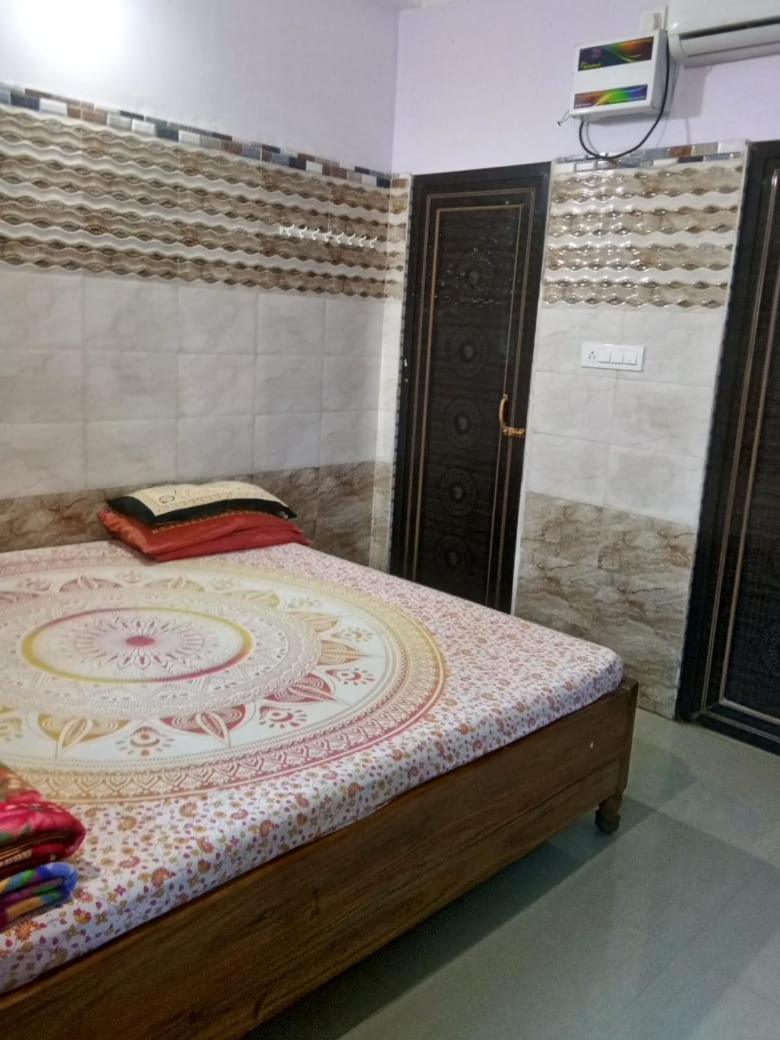 Mor Hotel Glory Puri Behind Swargadwar -Near Golden Beach & Temple view 3