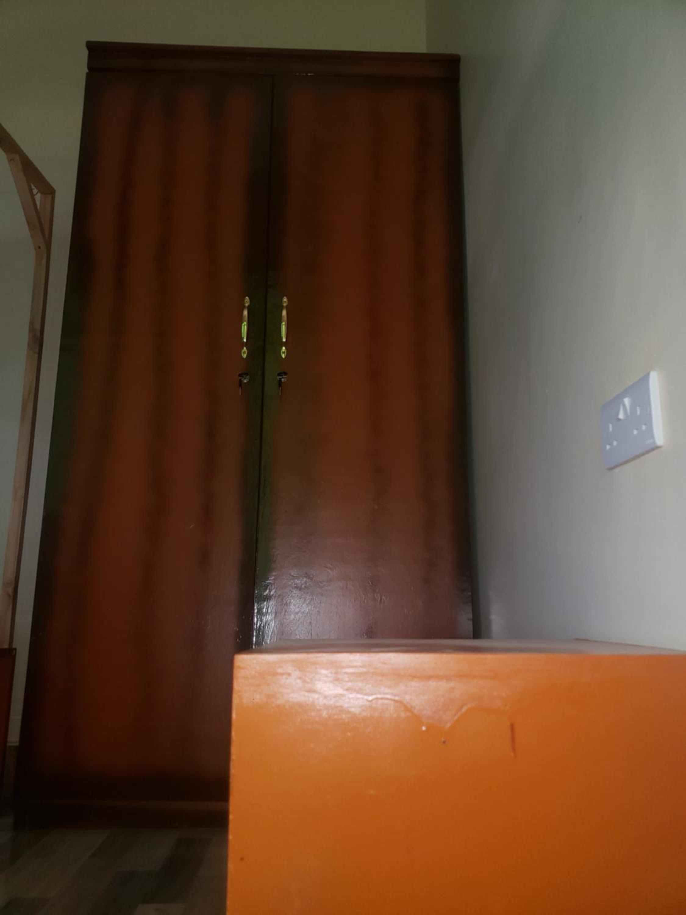 L&j modern backpackers BnB