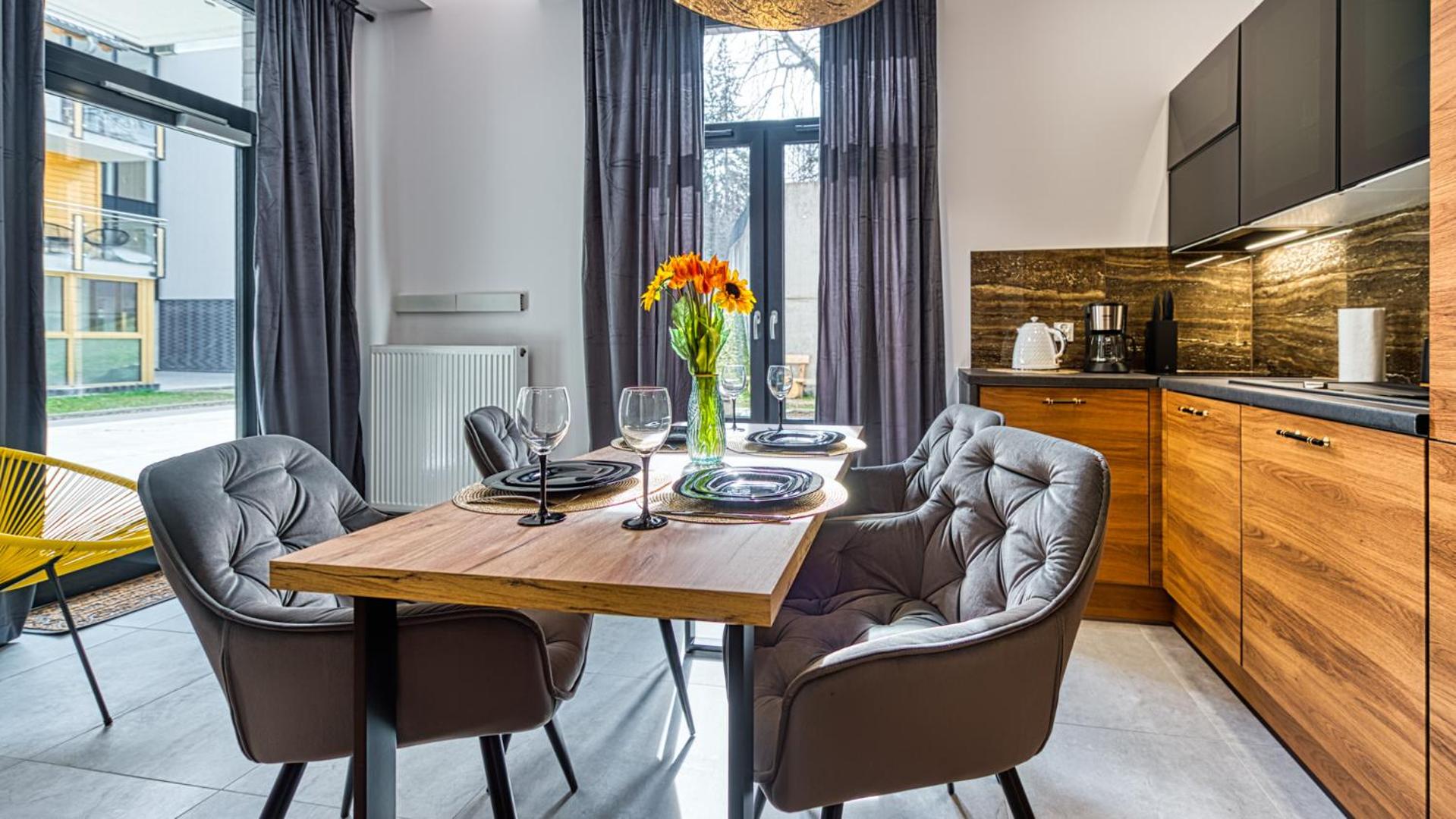 Apartamenty SIMJES Kilińskiego 17 - centrum, przy wyciągu, blisko szlaków