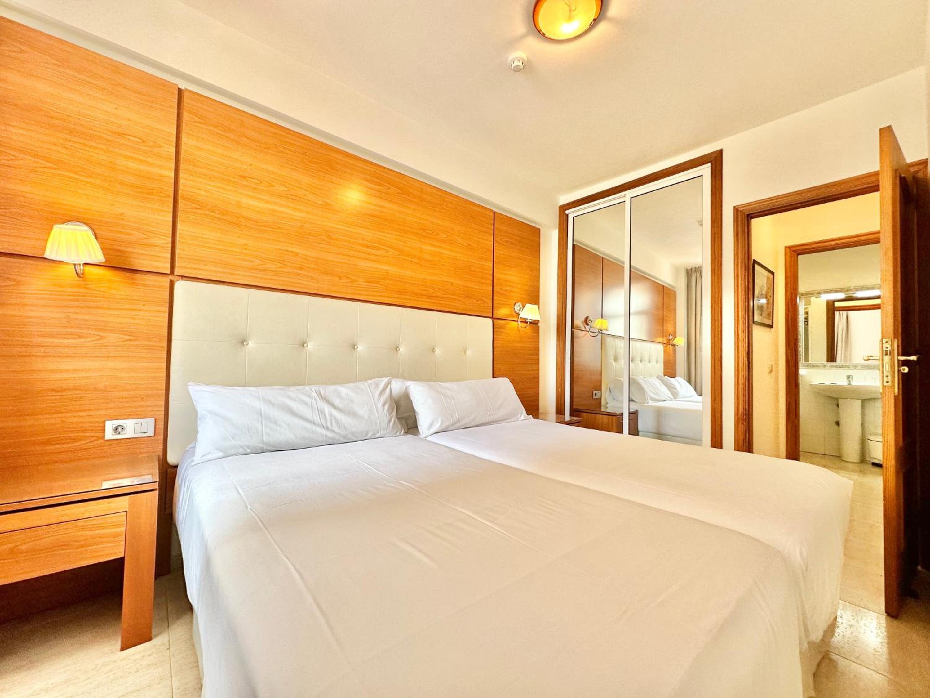 Alta Beachside Apartments