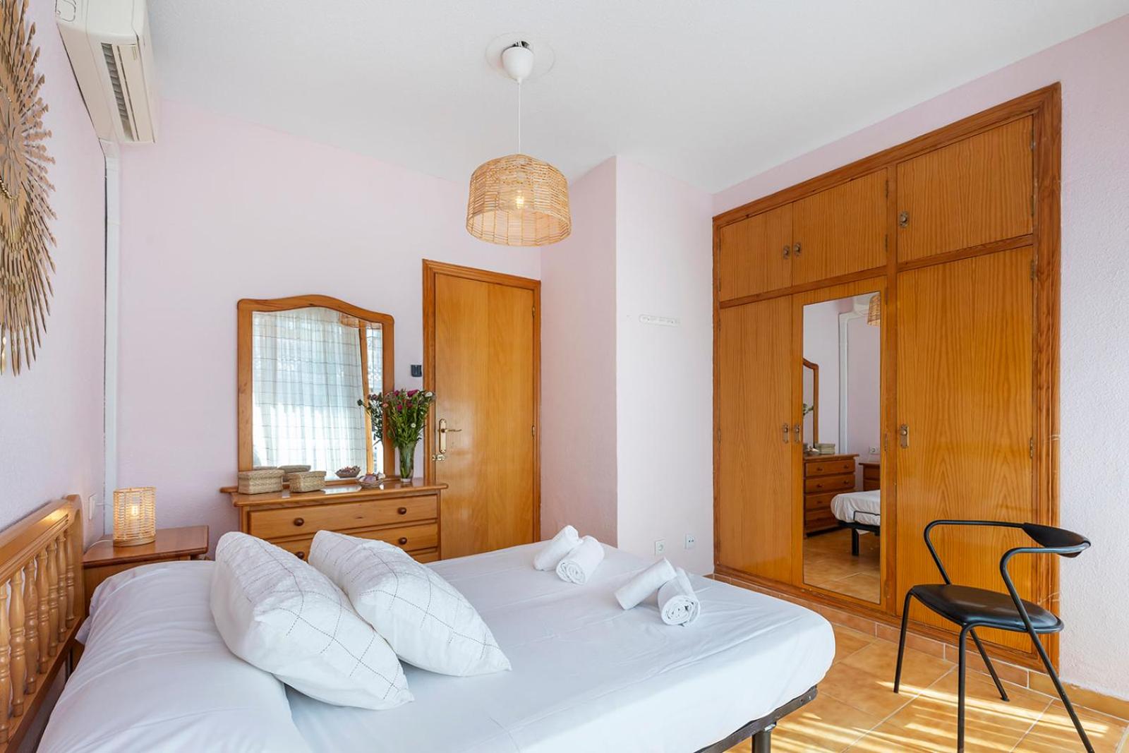 Santa Pola Mediterranean House with AC and Wifi