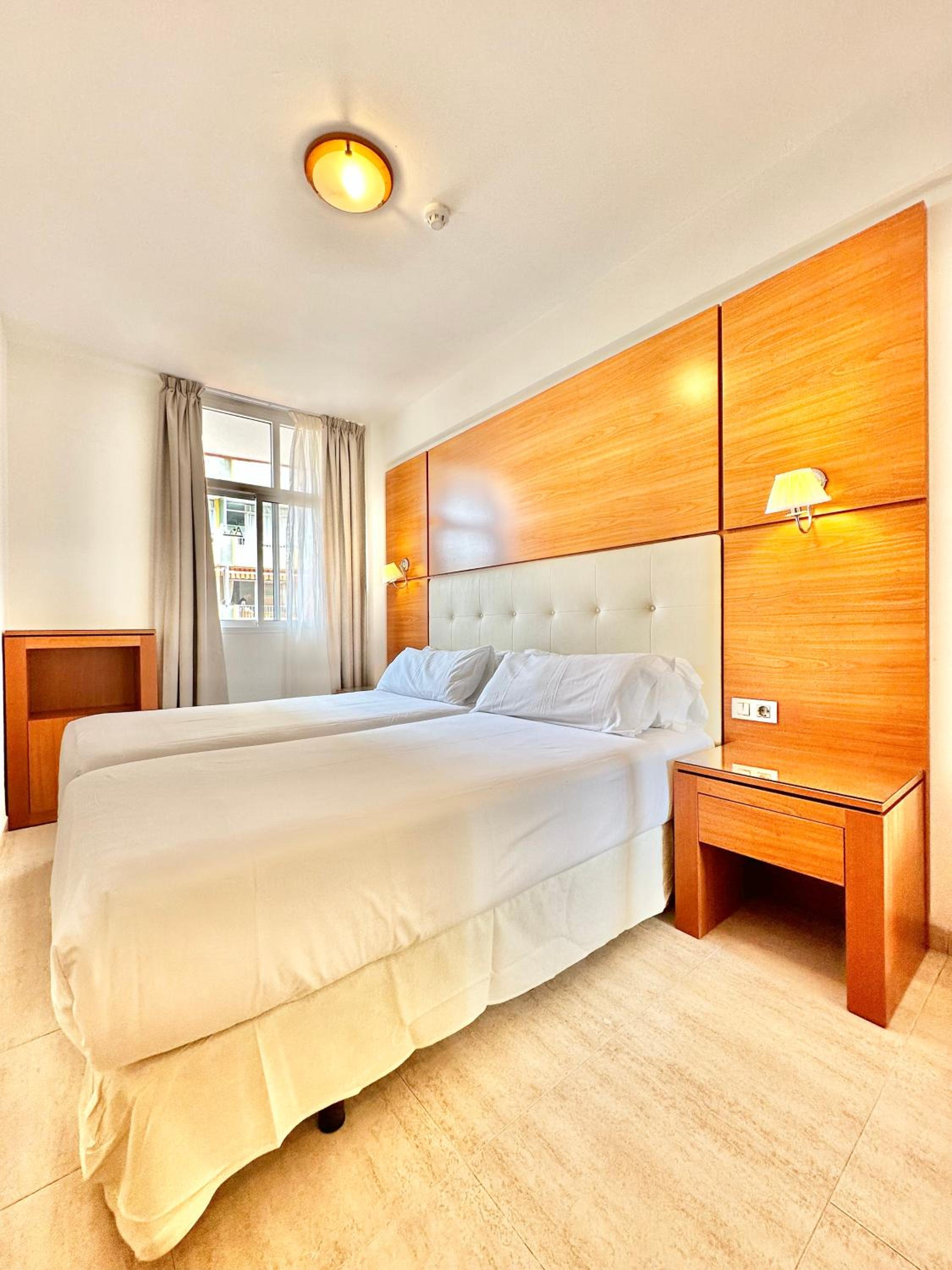 Alta Beachside Apartments