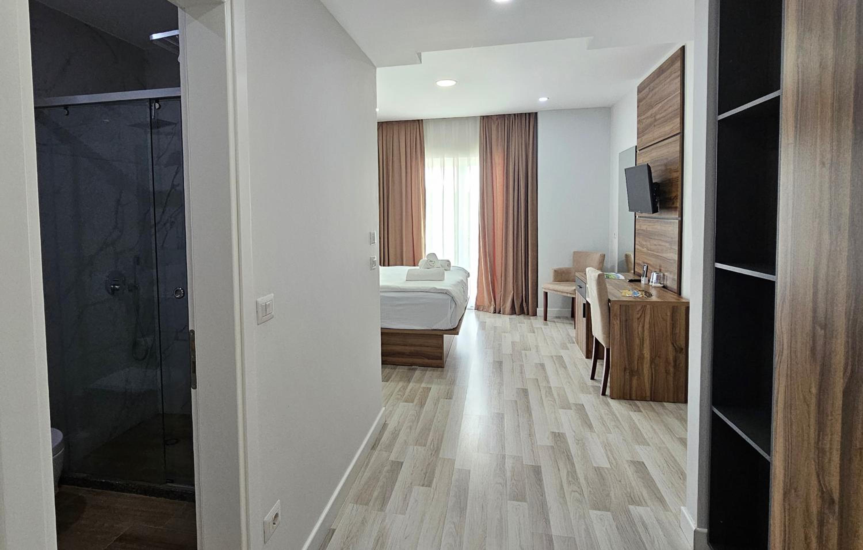 Gardenland Resort