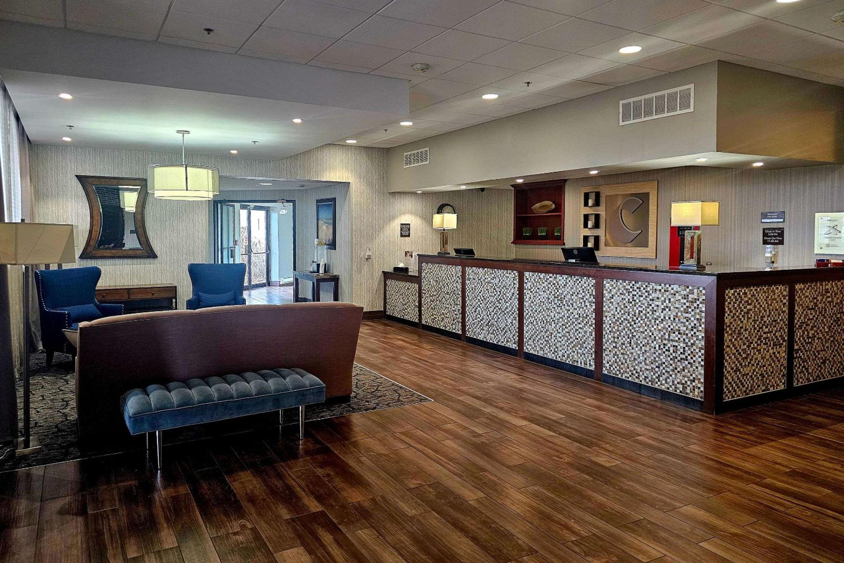 Comfort Inn Plymouth-Minneapolis view 2
