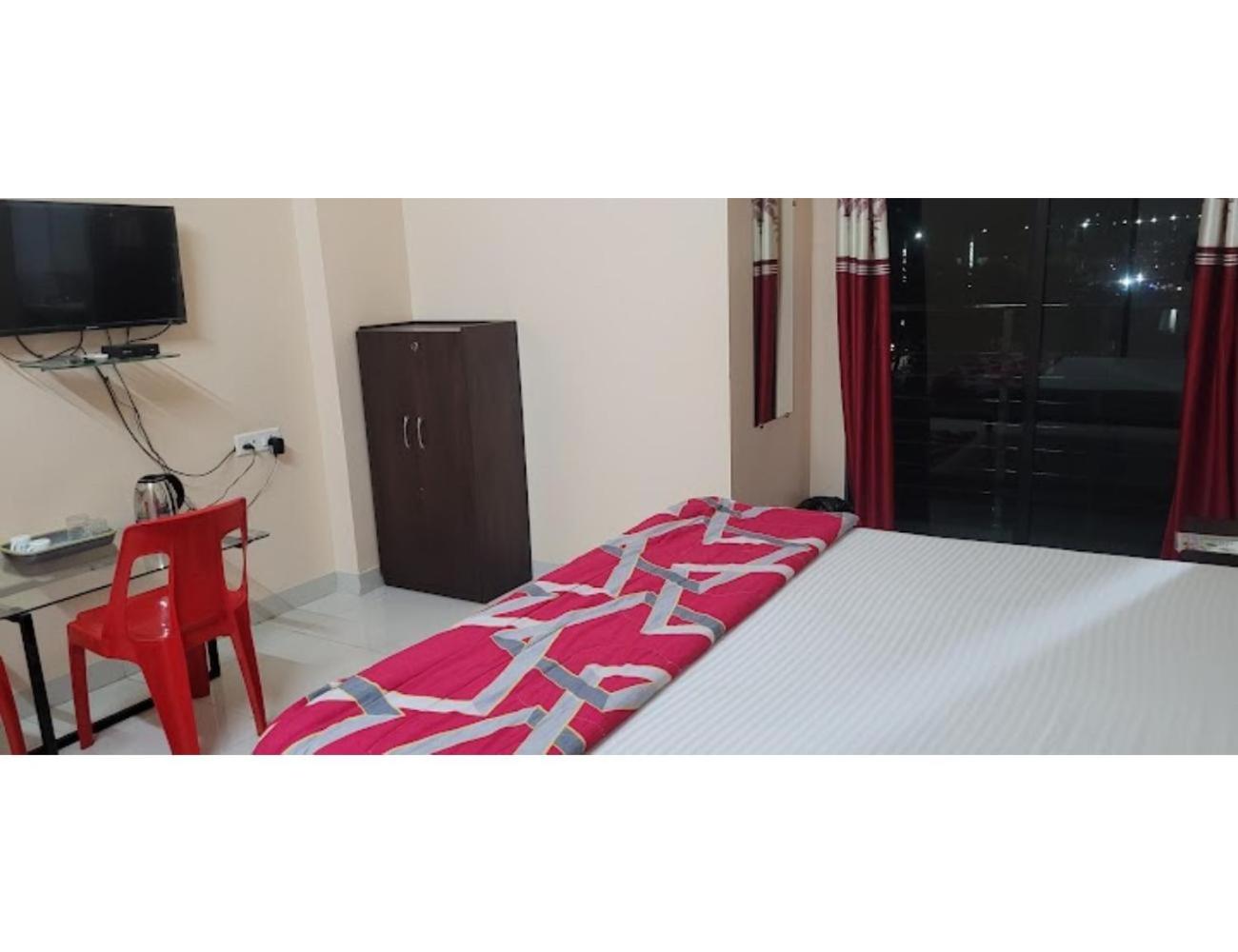 Hotel Hariram Tower, Wardha