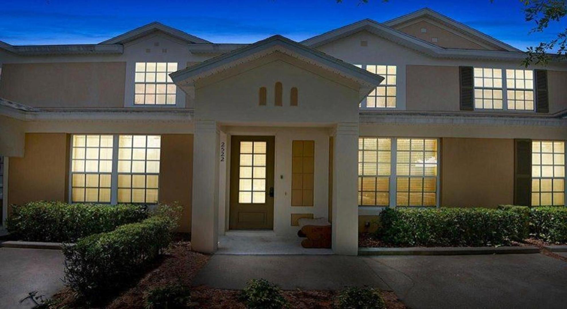 Hotel Casa Mickey - Image 1