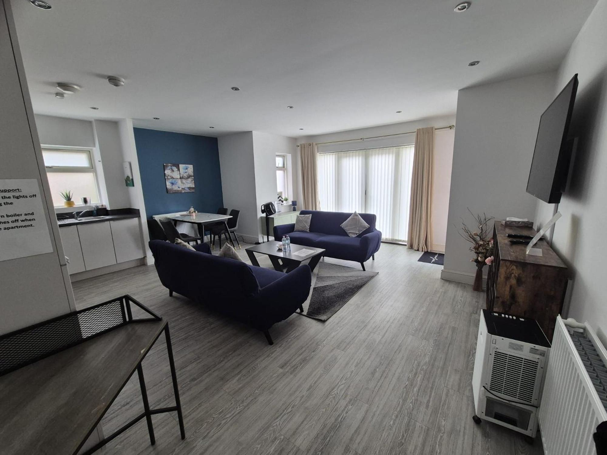 Luxury 2Bedroom - 2Bath - Prime location - Patio