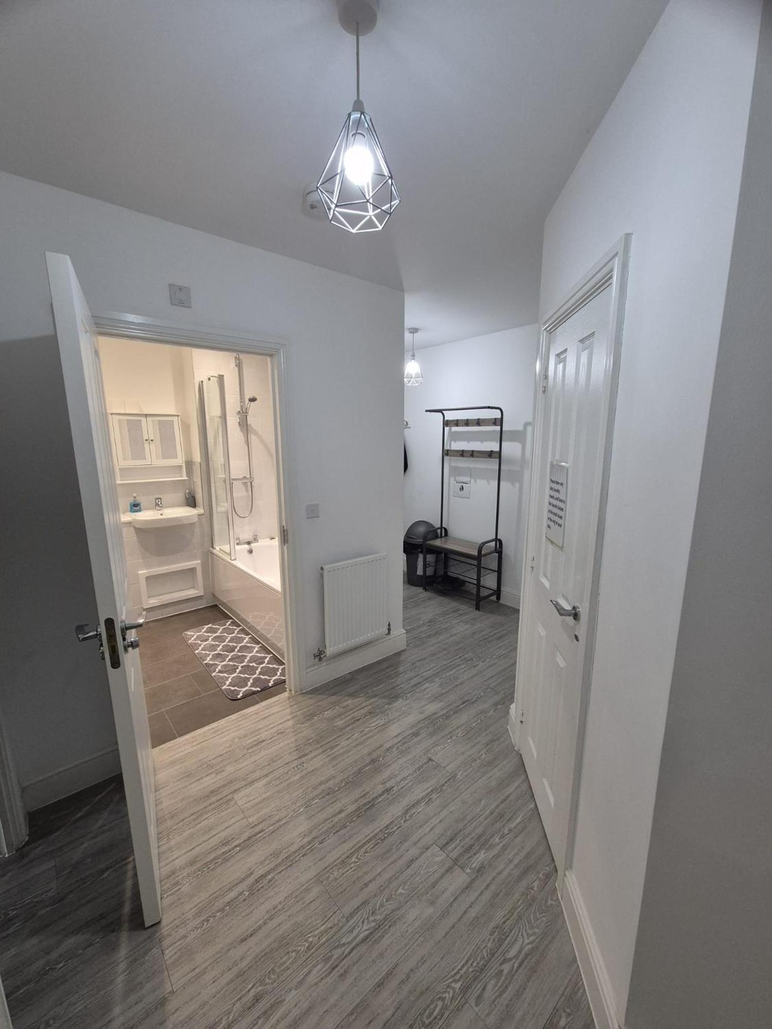 Luxury 2Bedroom - 2Bath - Prime location - Patio
