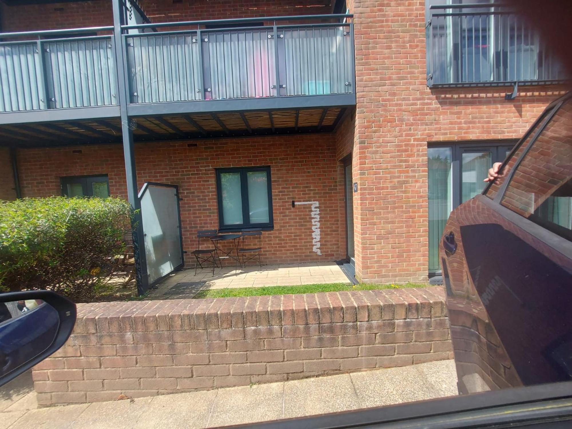 Luxury 2Bedroom - 2Bath - Prime location - Patio