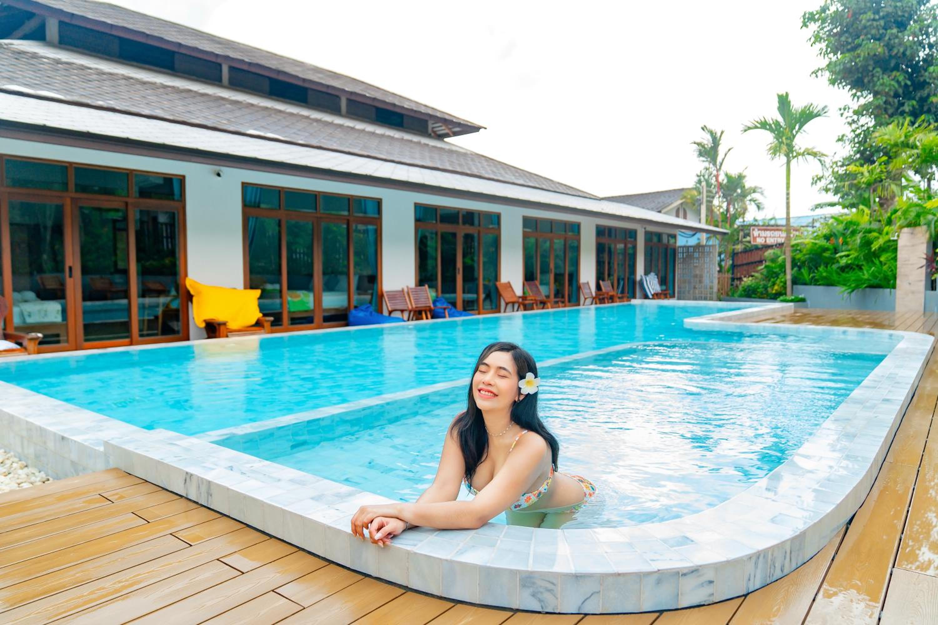 Salakphet Resort