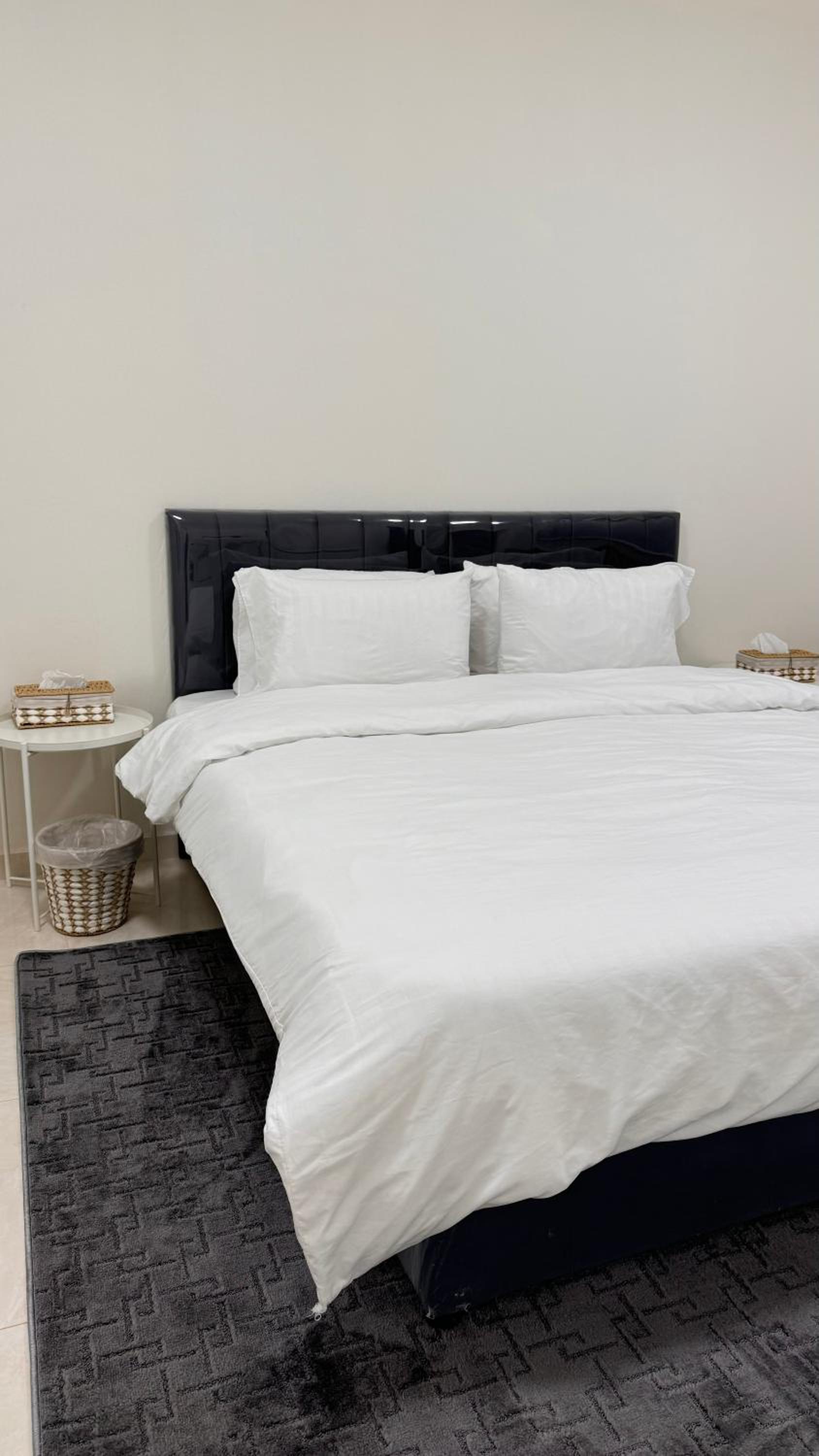 Chic 3-BR Tala Almajd Villas in upscale district Alnahdah Family only view 2