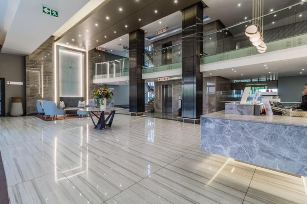 Classic 1 Bedroom Apartment
