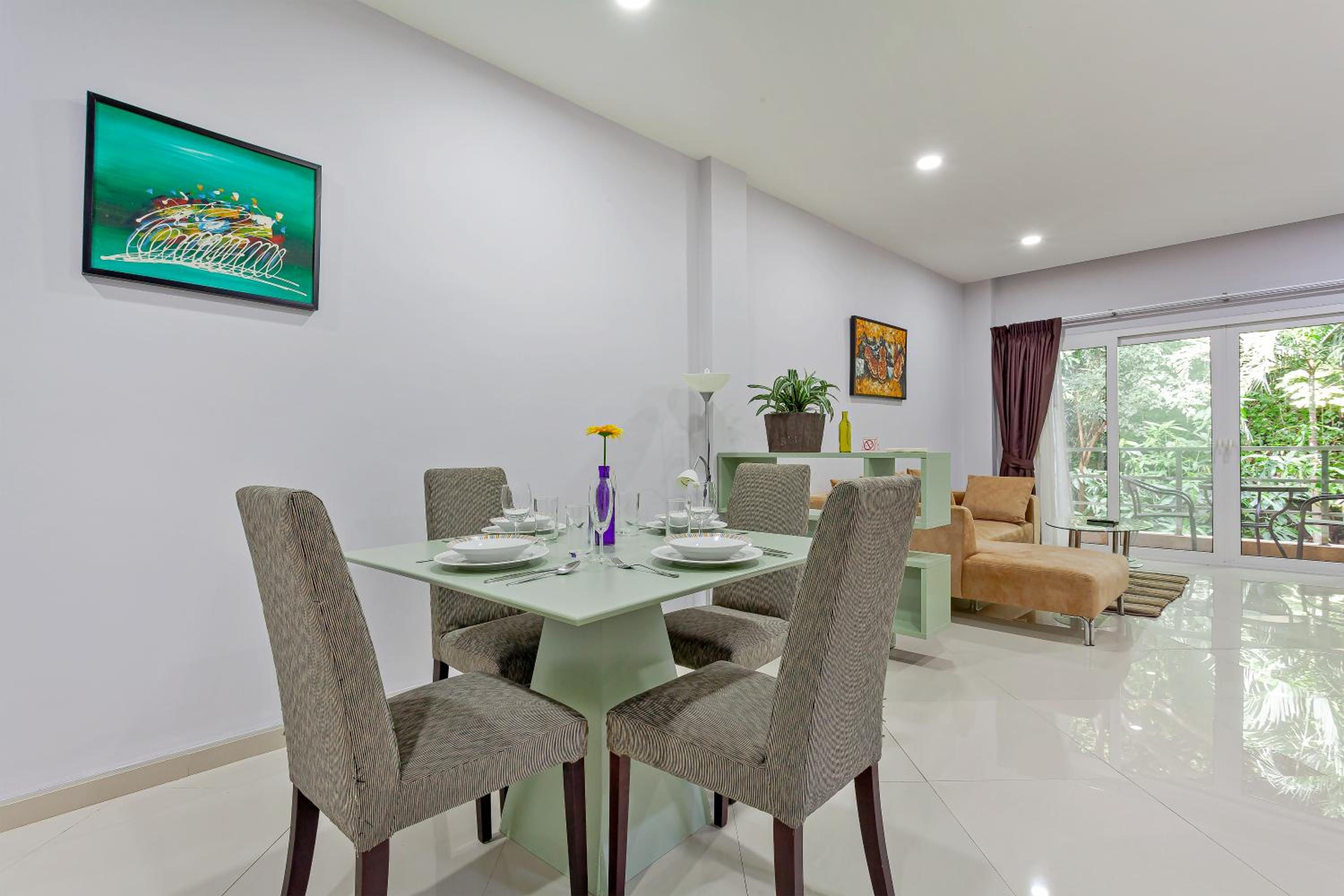 Grosvenor House - On the Phra Tamnak Hill