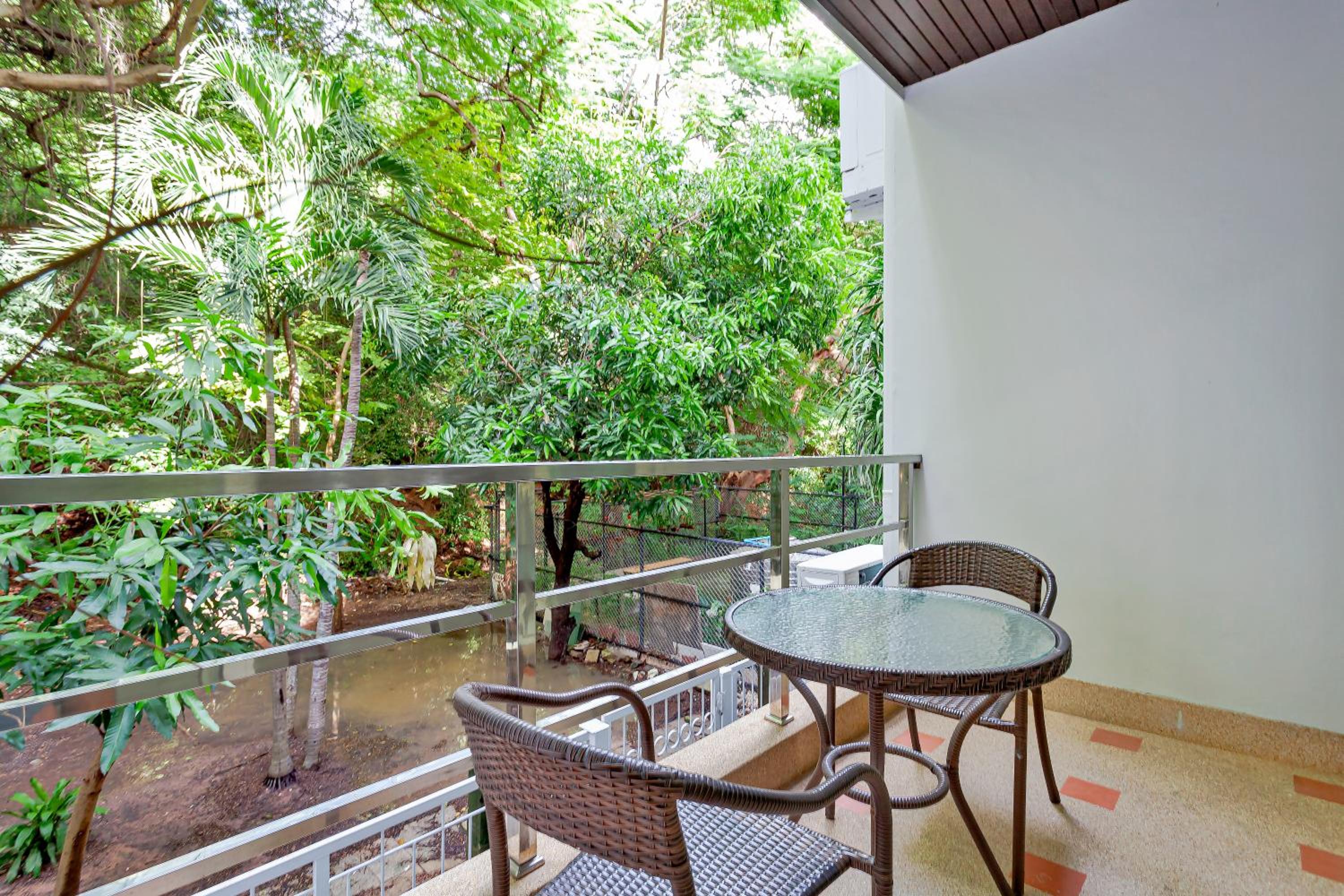 Grosvenor House - On the Phra Tamnak Hill