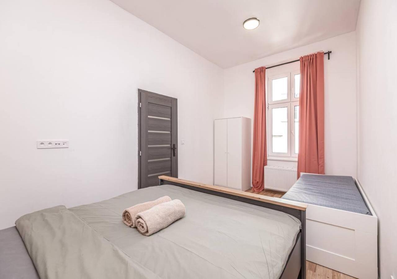 Elegance Apartments
