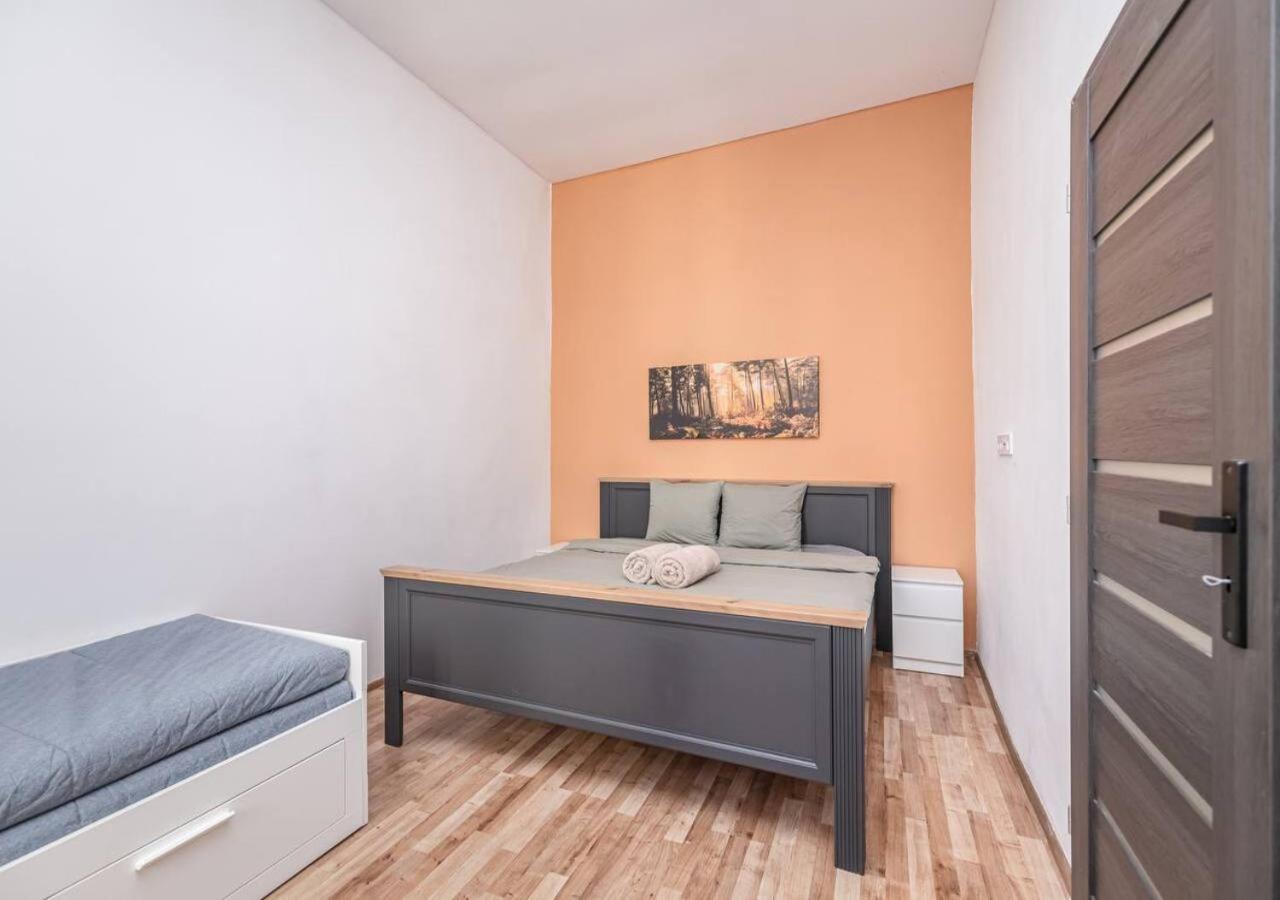 Elegance Apartments
