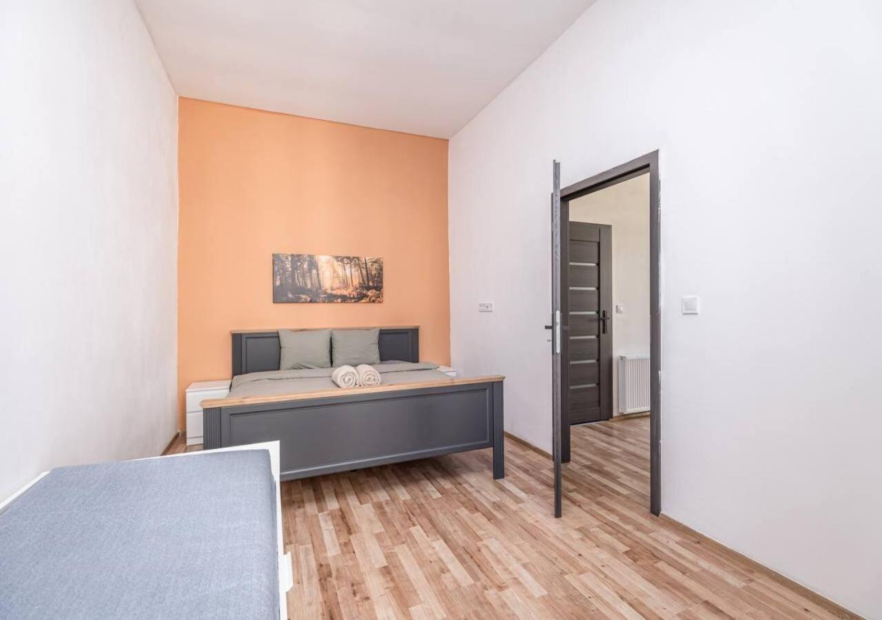 Elegance Apartments
