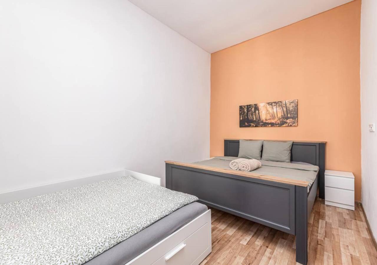 Elegance Apartments