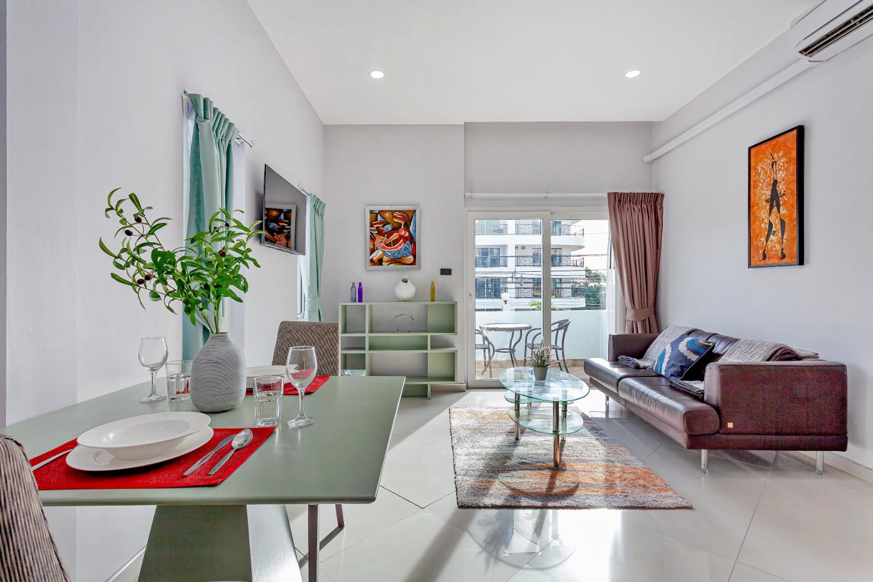 Grosvenor House - On the Phra Tamnak Hill