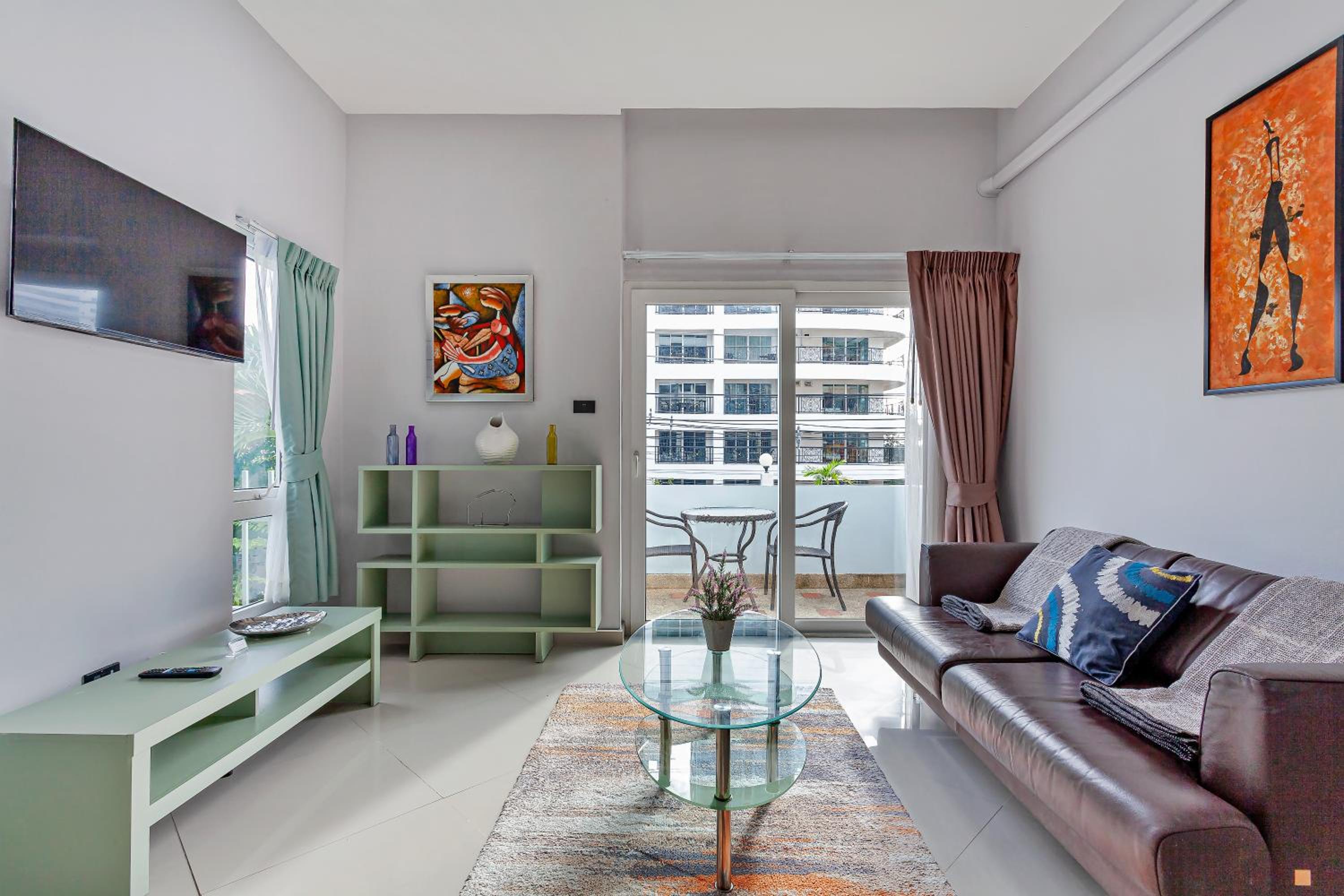 Grosvenor House - On the Phra Tamnak Hill
