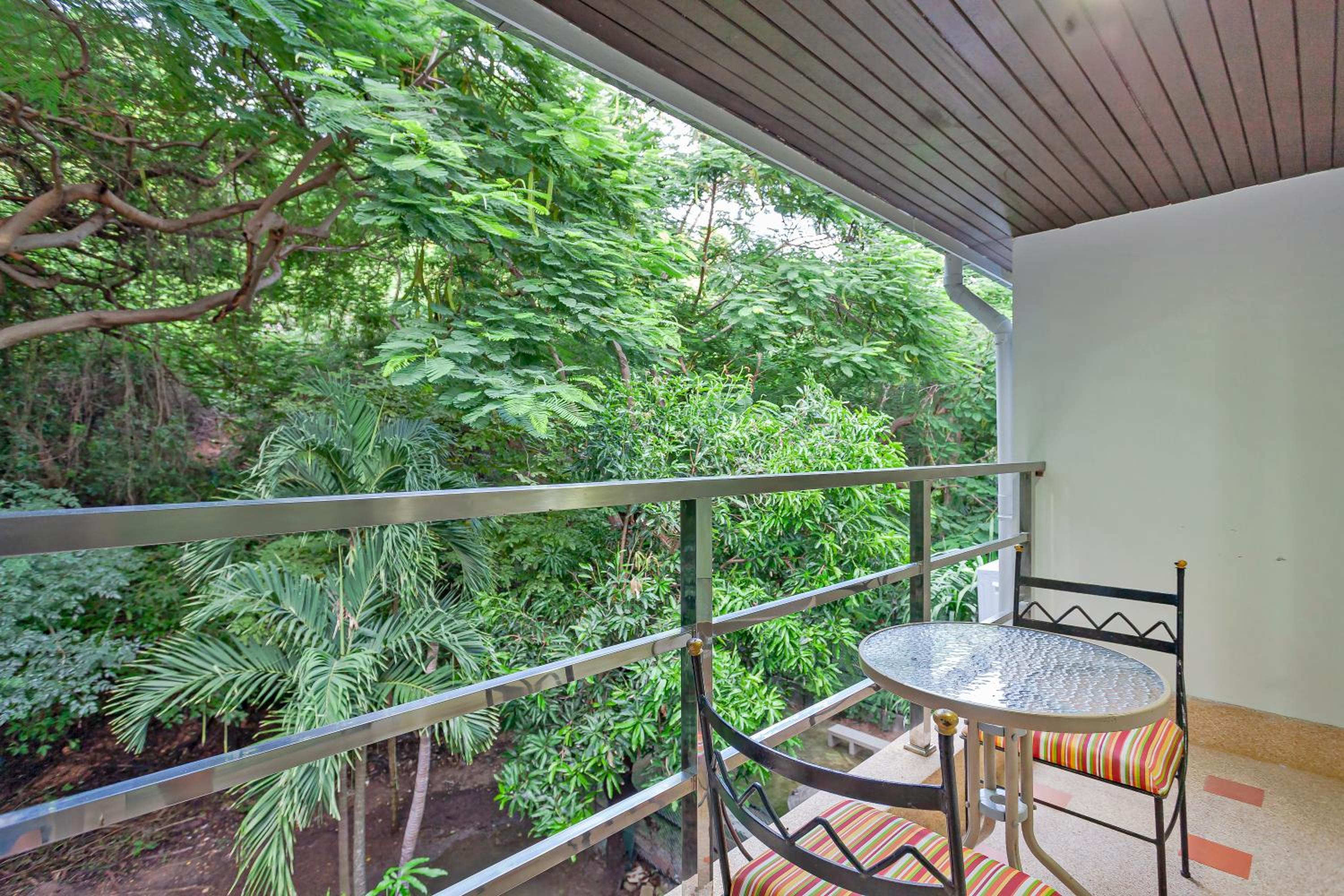 Grosvenor House - On the Phra Tamnak Hill