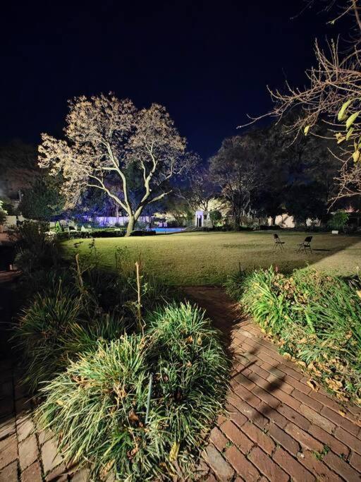 Blessed House Luxury into Nature in Sandton Apartment Home