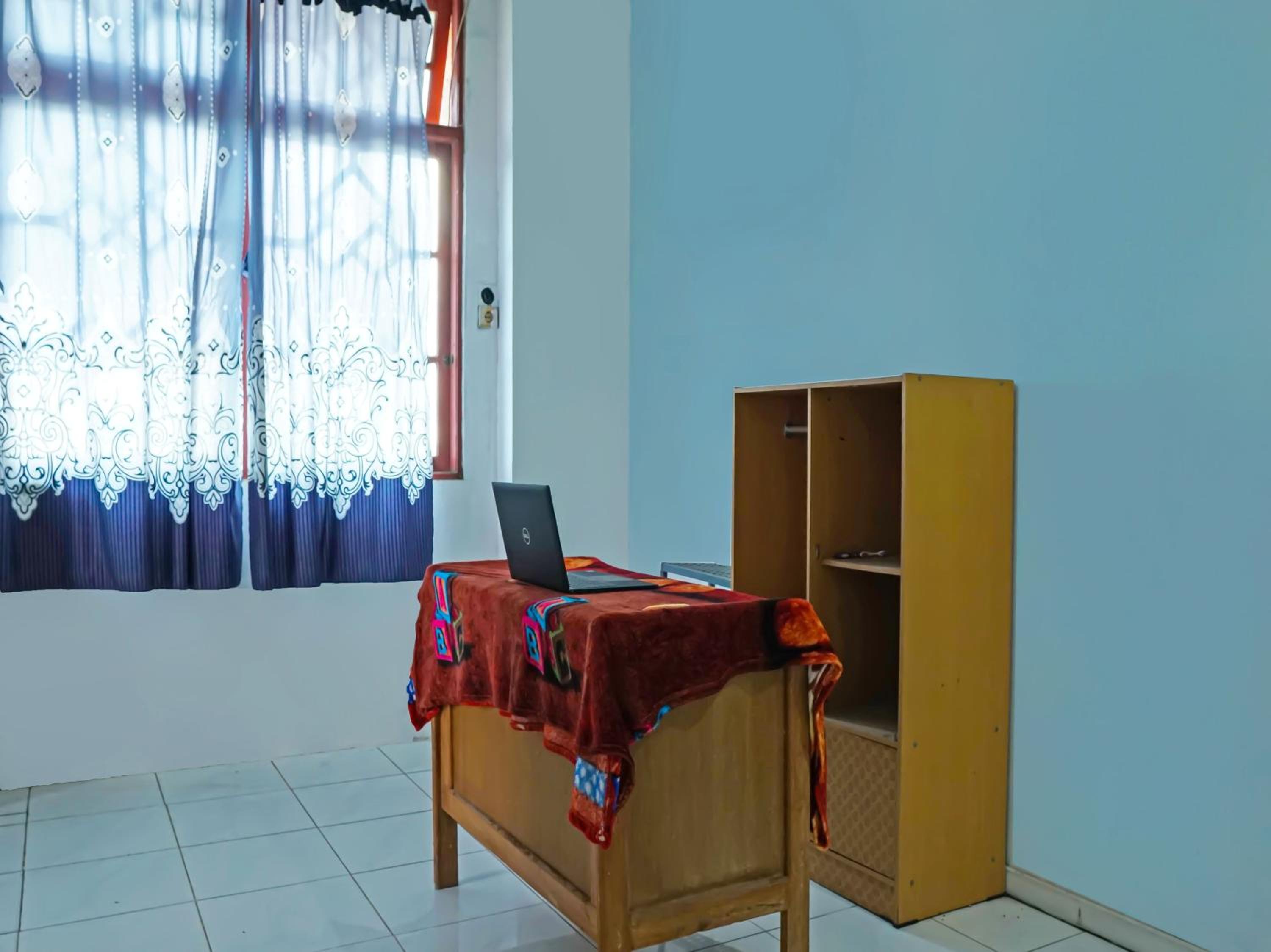 Hotel O Wilma Kost Syariah view 5