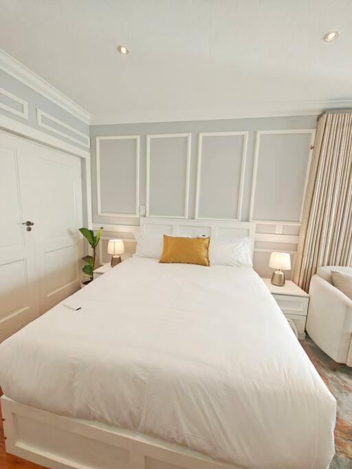 Blessed House Luxury into Nature in Sandton Apartment Home