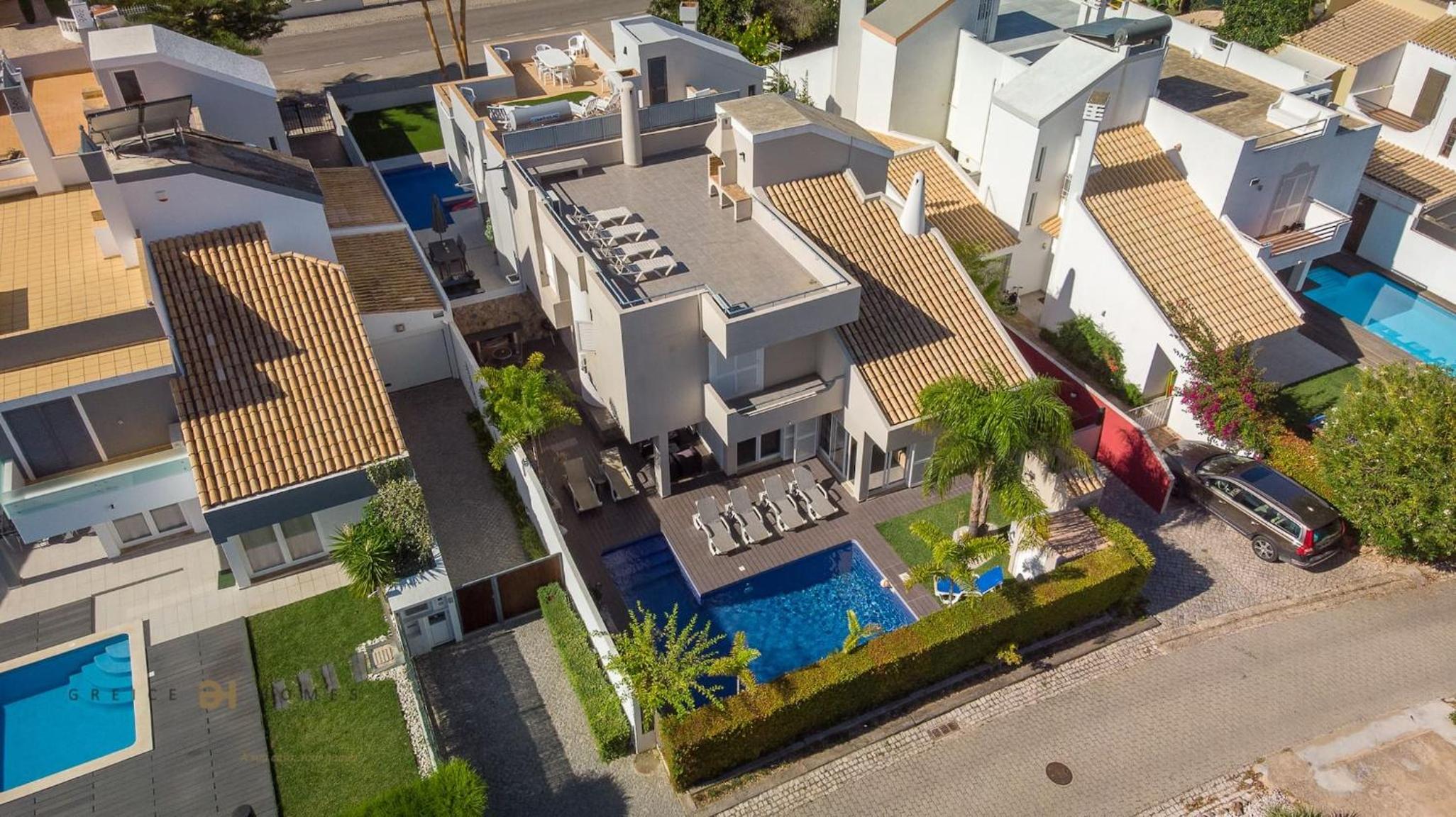 Villa Oriente - Greice Homes - main view