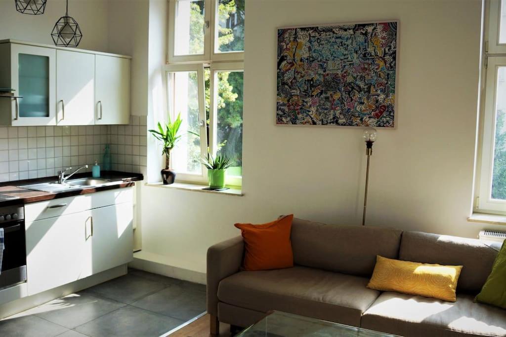 Bright & Lovely Apartment City Centre