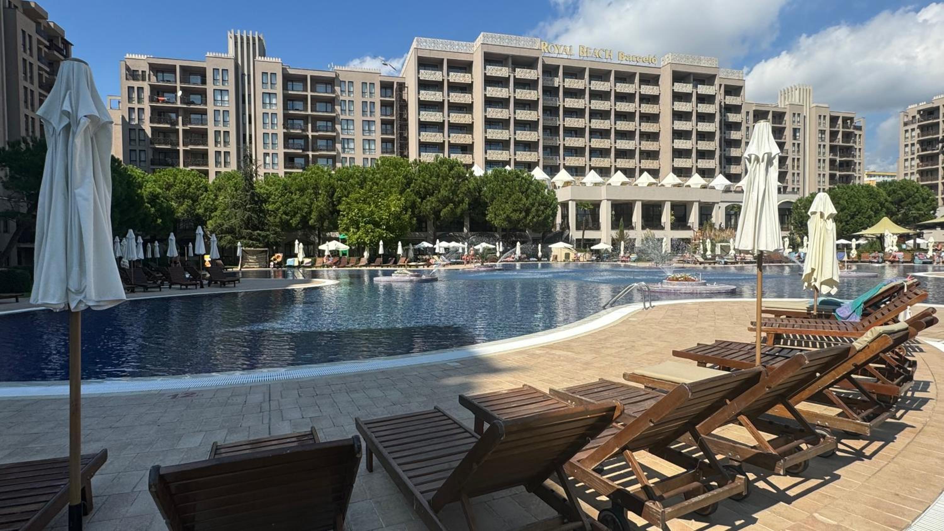 Luxury sea view, 5star Barcelo on Beach