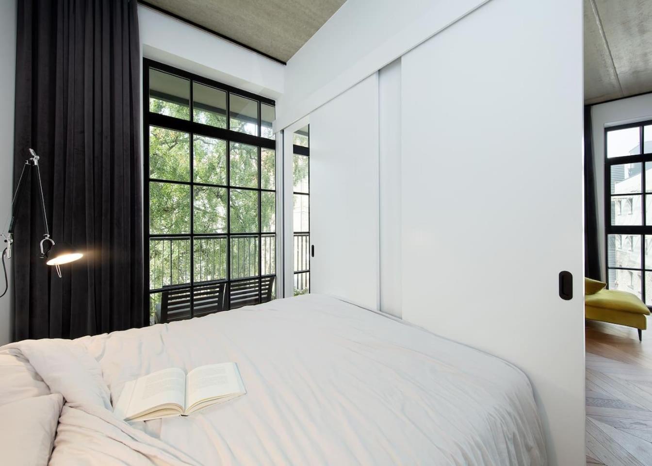Exclusive apartment in Heart of Town