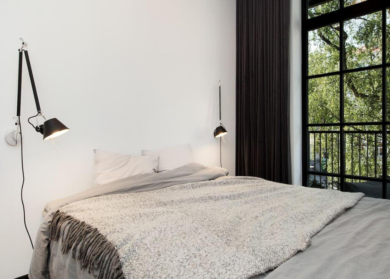 Exclusive apartment in Heart of Town