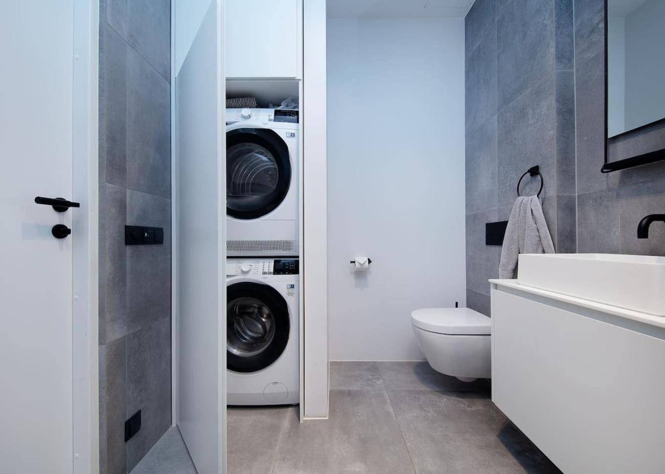 Exclusive apartment in Heart of Town