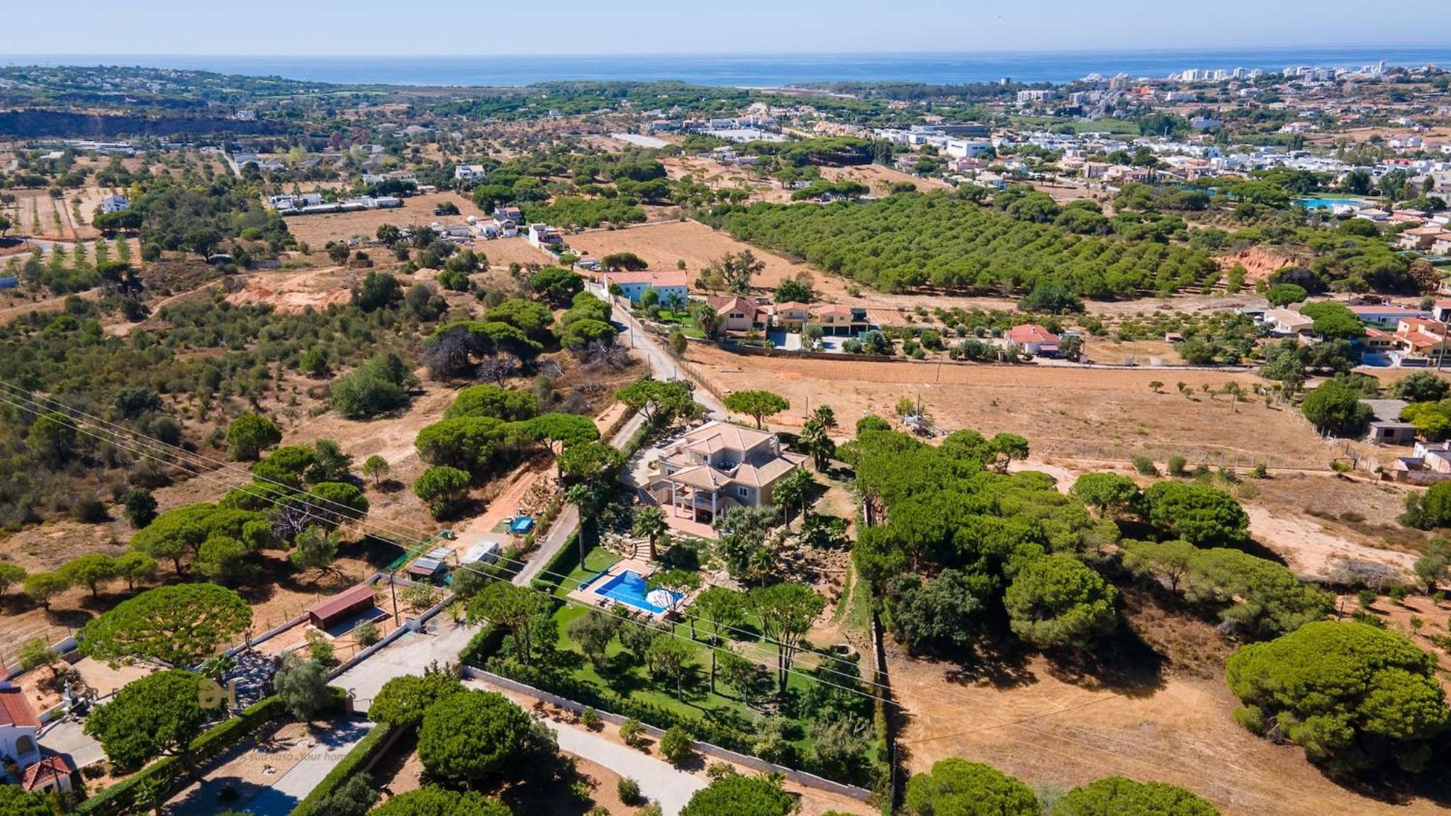 Luxuosa moradia V5 em Quarteira - Greice Homes view 3