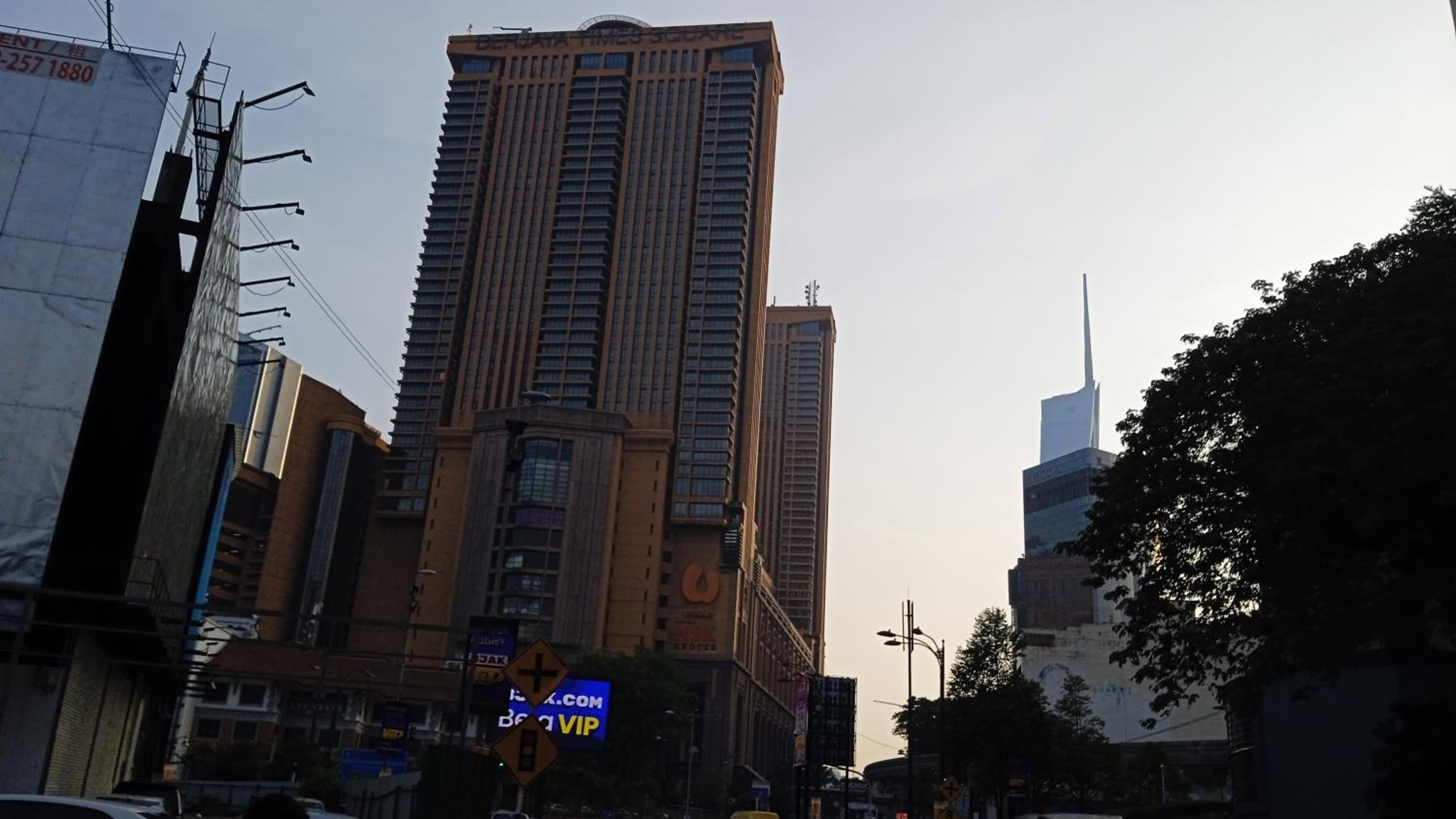 Bukitbintang World Service Suites at Times Square
