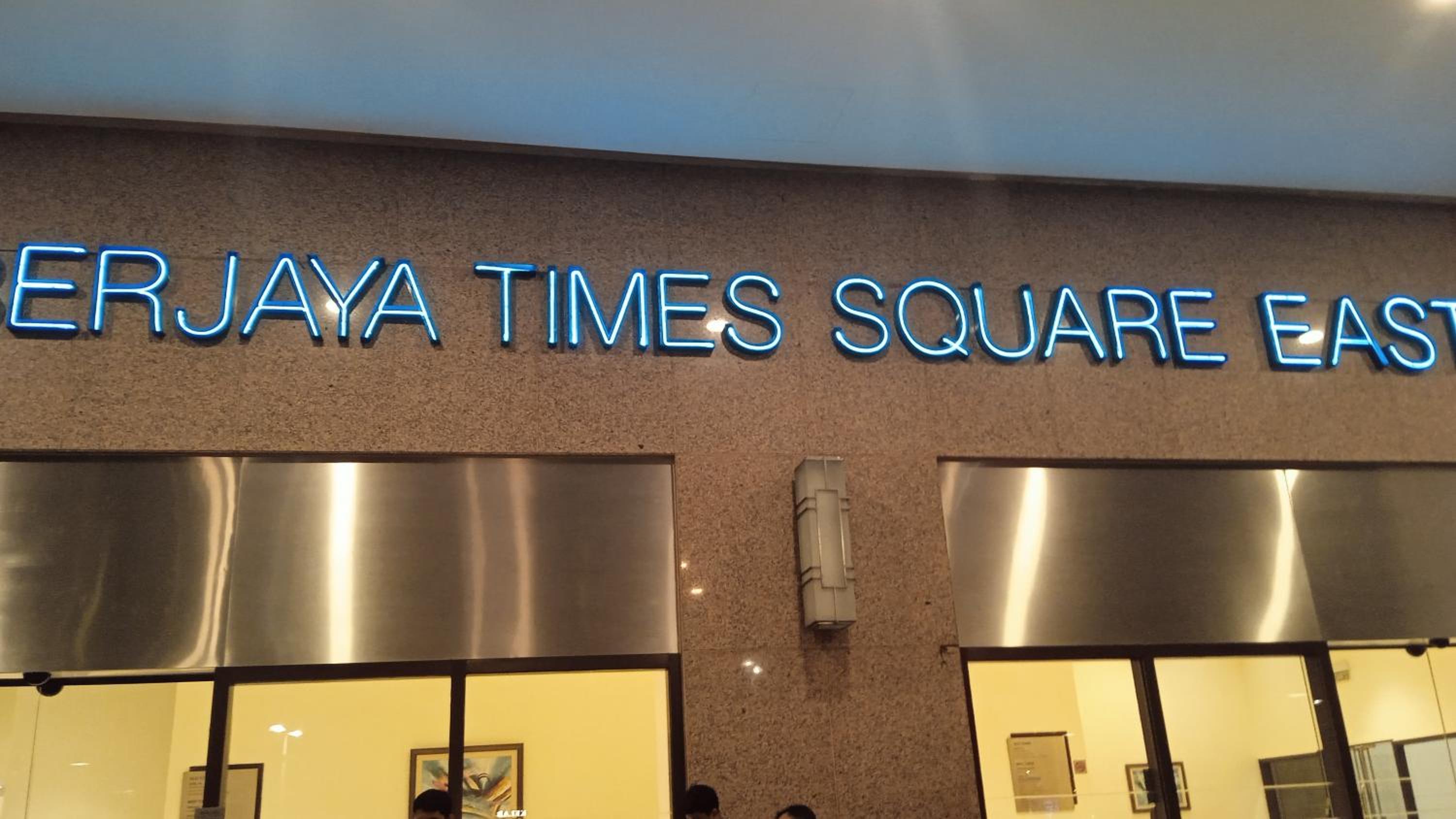 Bukitbintang World Service Suites at Times Square