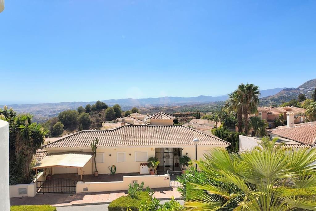 Buenavista 4 bed-room by Casa del sol HR