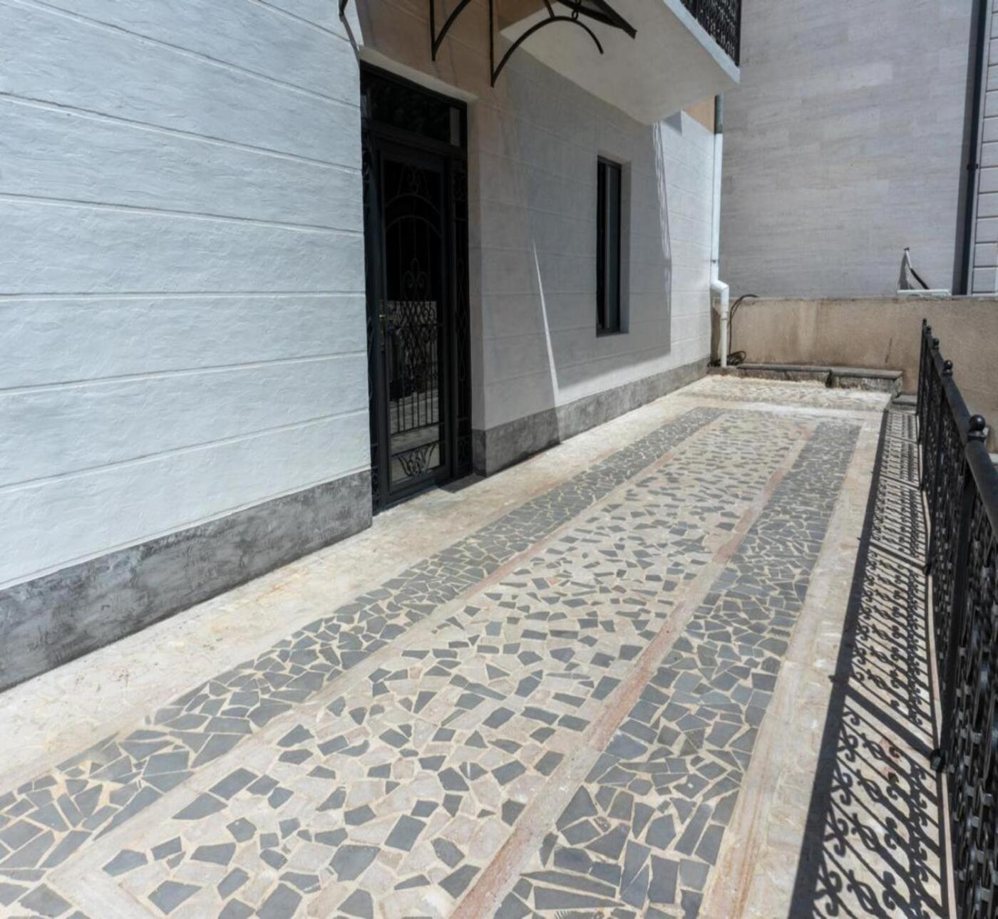 Zurabyan's Home