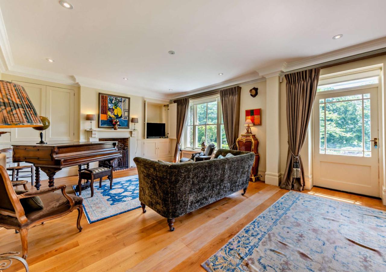 6 Bed in Robertsbridge oc-d29525