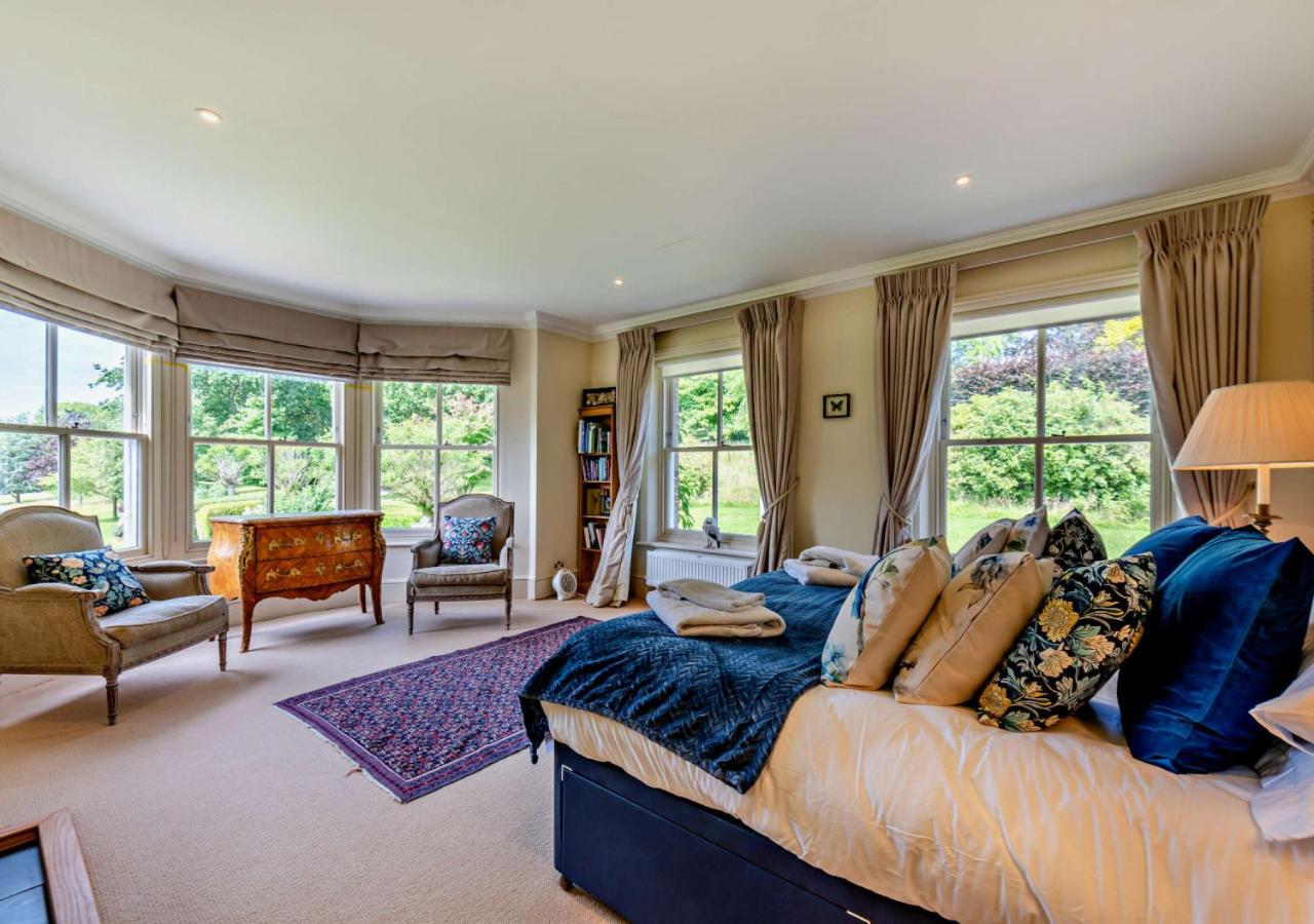 6 Bed in Robertsbridge oc-d29525