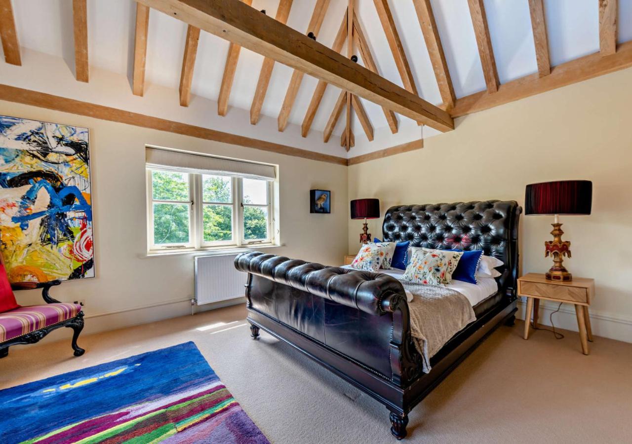 6 Bed in Robertsbridge oc-d29525