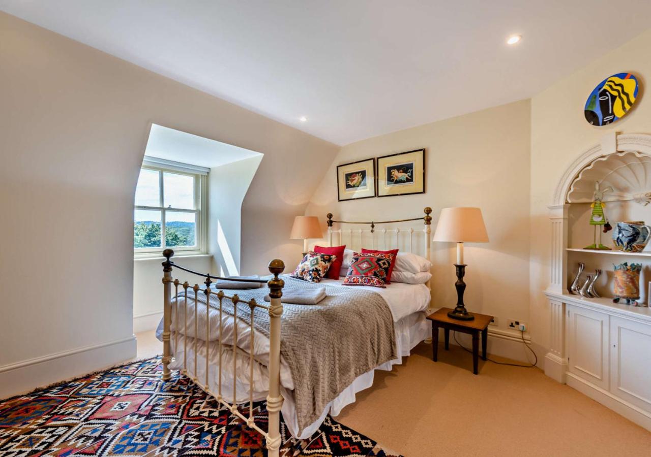 6 Bed in Robertsbridge oc-d29525