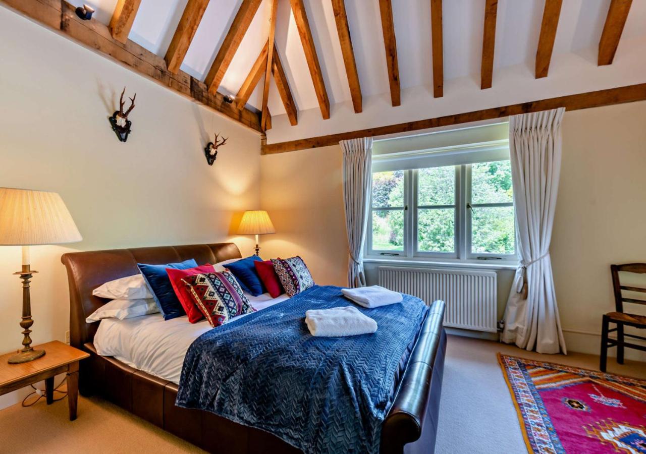 6 Bed in Robertsbridge oc-d29525