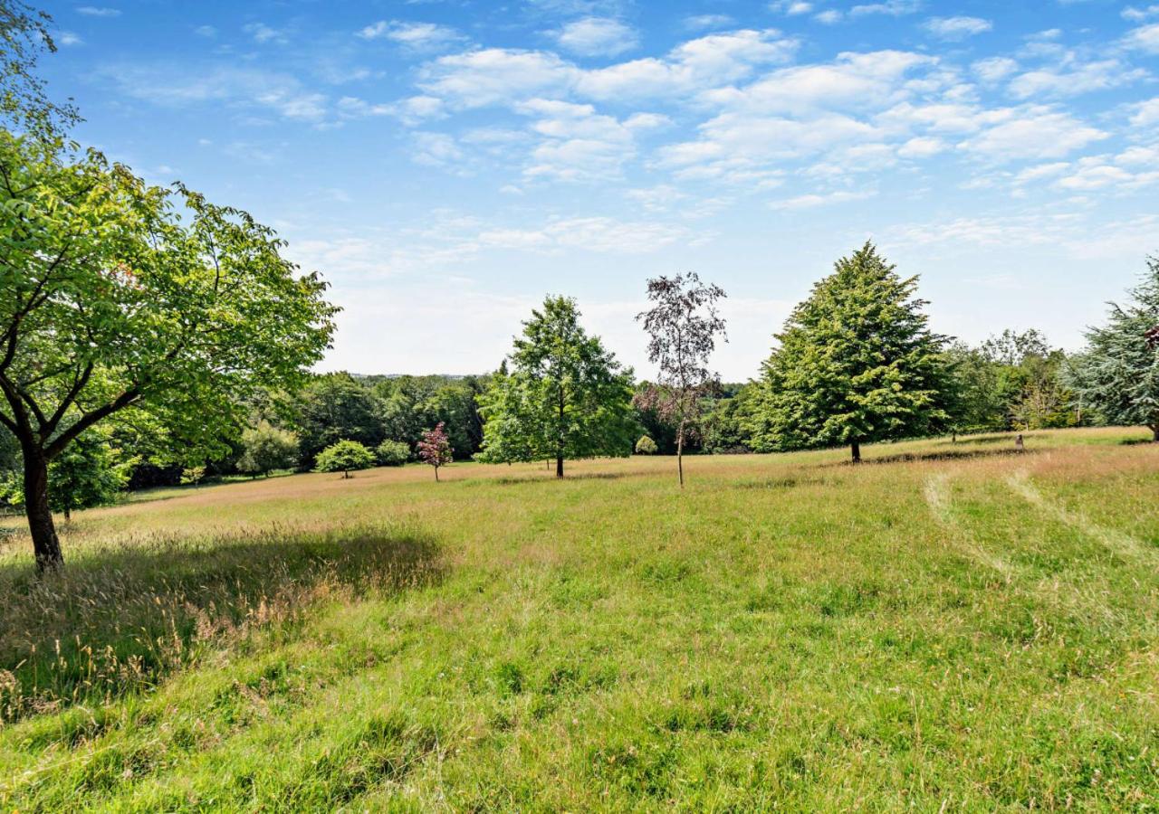 6 Bed in Robertsbridge oc-d29525