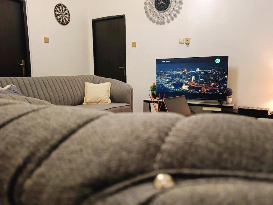 Stobi-Simple, Affordable, living