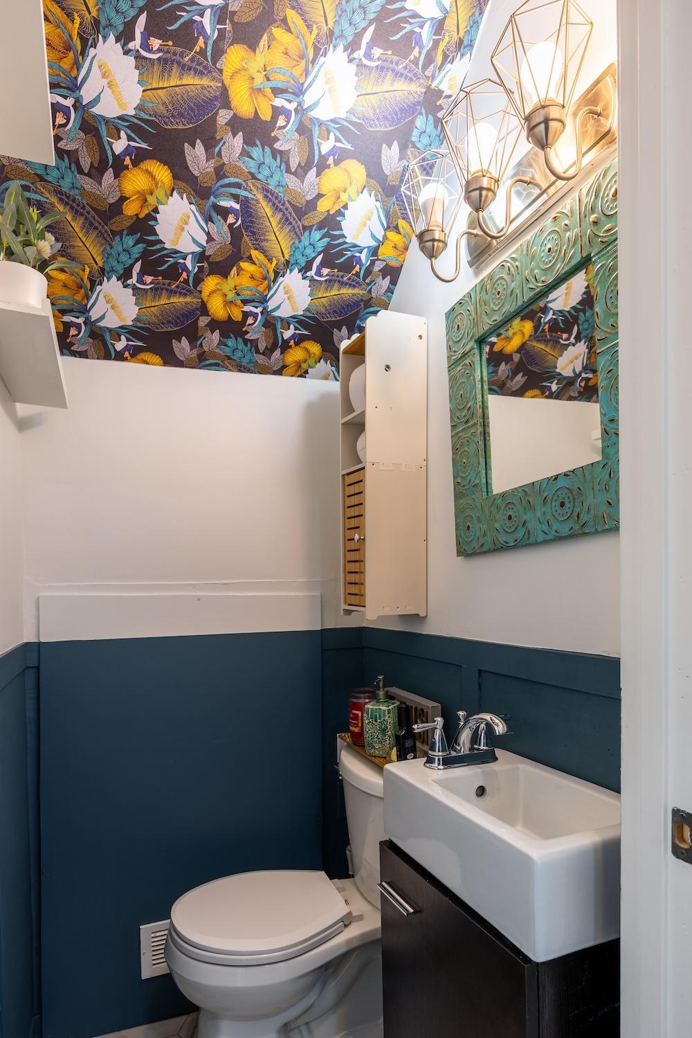 Charming 2BR Townhouse with Patio & Parking in DC photo 2